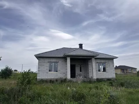 Дом в Орловская область, Орловский муниципальный округ, пос. Надежда  ...