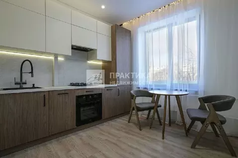 Продается 2-комнатная квартира