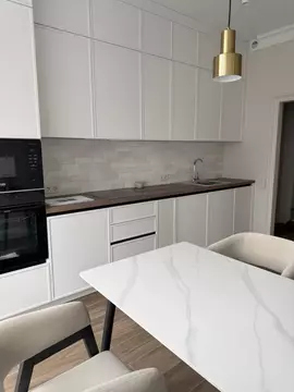 Продается 2-комнатная квартира