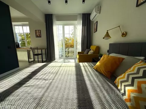 Студия Псковская область, Псков ул. Леона Поземского, 21/1 (35.0 м)