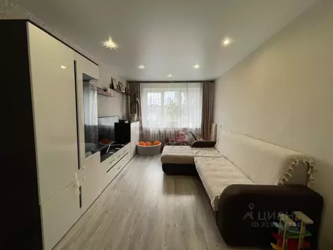 3-к кв. Костромская область, Нерехта Октябрьская ул., 7 (66.9 м)