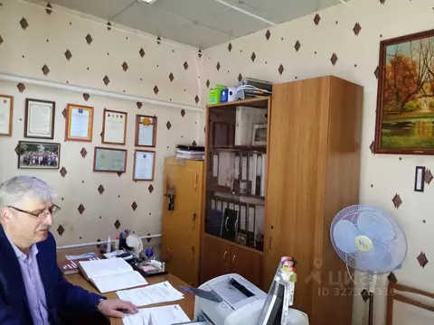 Помещение свободного назначения в Тверская область, Красный Холм пл. ...