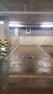 Гараж в Москва Боровское ш., 2к2А (15 м)