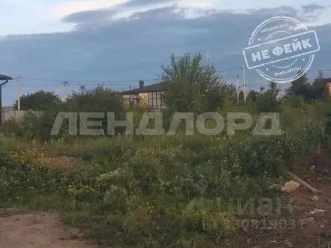 Участок в Ростовская область, Аксайский район, Грушевская ст-ца пер. ...