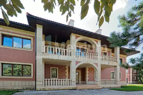 Продается дом в КП Резиденции Бенилюкс