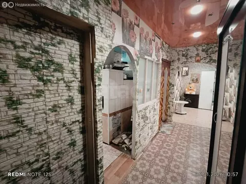 Дом в посёлок городского типа Верхняя Синячиха, улица Калинина (50.9 ...