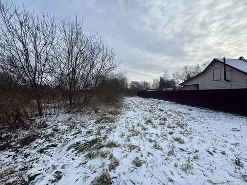 Участок в Московская область, Волоколамский муниципальный округ, д. ...