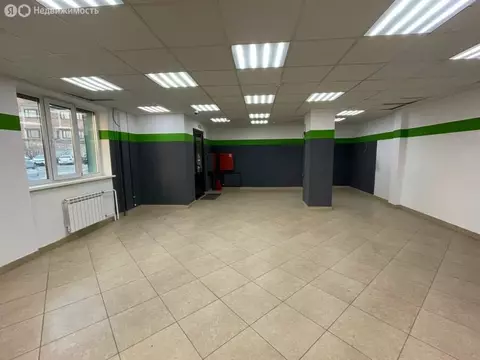 Торговая площадь (50 м)