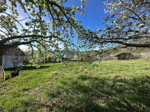 Участок в Алтай, Чемальский район, Элекмонарское с/пос, с. Элекмонар ...