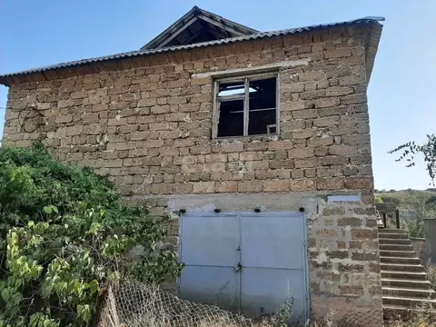 Дом в Крым, Симферопольский район, Перовское с/пос, с. Украинка ул. ...