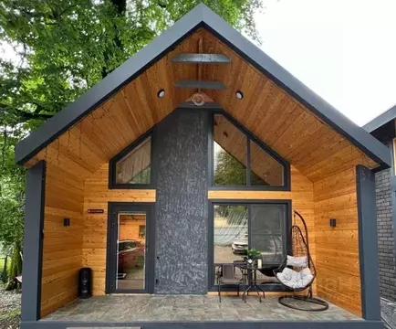 Дом в Карачаево-Черкесия, Зеленчукский район, с. Архыз ул. Банковская, ...