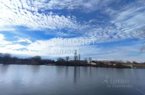 Участок в Краснодарский край, Динской район, Пластуновское с/пос, ...