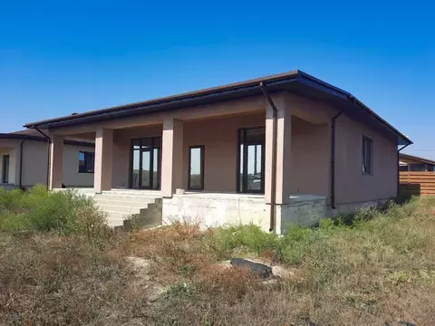 Дом в Крым, Симферопольский район, с. Мирное ул. Угловая (183 м)