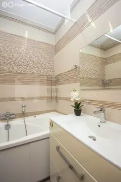 2-комнатная квартира: Тюмень, Широтная улица, 158 (60.3 м)