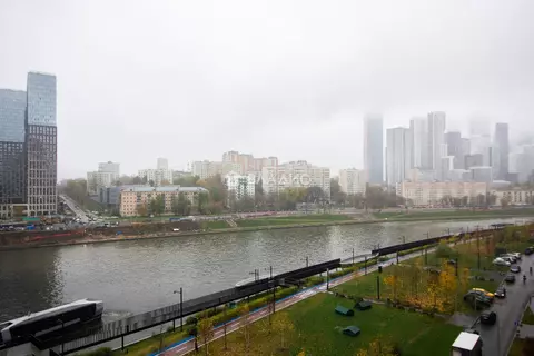 Продается 3-комнатная квартира