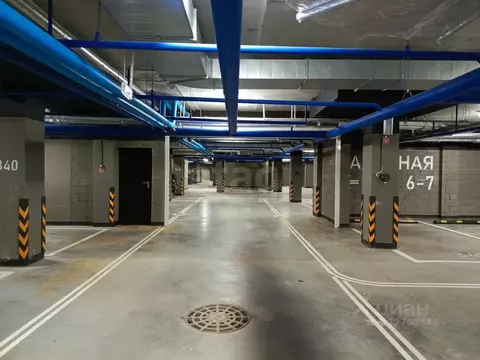 Гараж в Тюменская область, Тюмень ул. 50 лет Октября, 63Г (13 м)