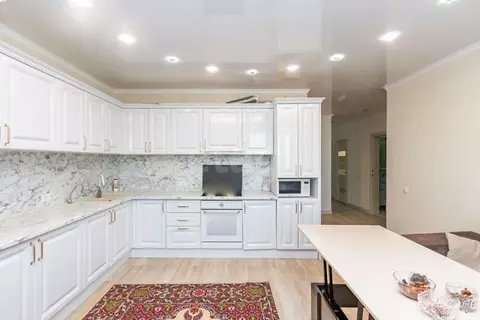 2-к кв. Тюменская область, Тюмень Кремлевская ул., 112к1 (67.5 м)