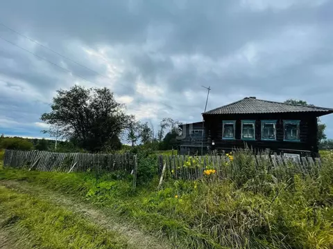 Дом в Вологодская область, Междуреченский муниципальный округ, д. ...