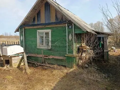 Дом в Новгородская область, Маловишерское городское поселение, д. ...