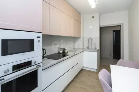 2-к кв. Тюменская область, Тюмень ул. Дмитрия Менделеева, 2к1 (57.3 м)