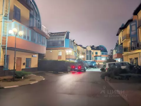 Таунхаус в Москва Минская ул., 1Гк7 (347 м)