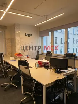 Офис в Москва Трубная ул., 25С3 (73 м)