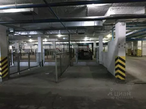 Гараж в Свердловская область, Екатеринбург ул. Павла Шаманова, 8 (14 ...