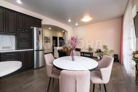 Дом в Новосибирская область, Новосибирский район, Каменский сельсовет, ...