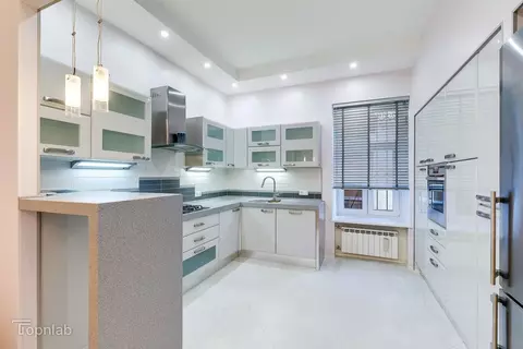 3-к кв. Санкт-Петербург ул. Союза печатников, 18-20 (100.0 м)