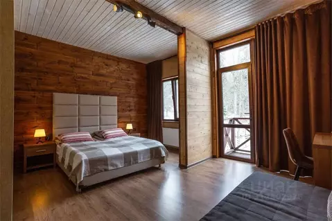 Комната Карачаево-Черкесия, Зеленчукский район, с. Архыз