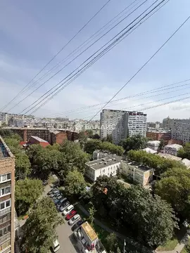 Продается 2-комнатная квартира