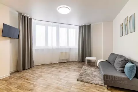 2-к кв. Свердловская область, Екатеринбург ул. Электриков, 9 (70.0 м)