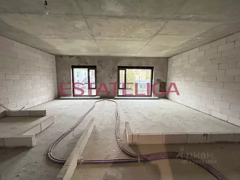 2-к кв. Москва Мосфильмовская ул., 1к10 (66.0 м)