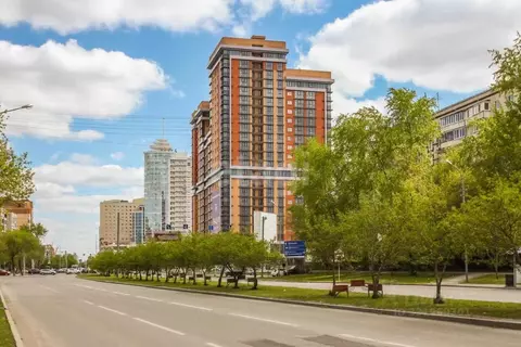 2-к кв. Тюменская область, Тюмень ул. 50 лет Октября, 4 (78.0 м)