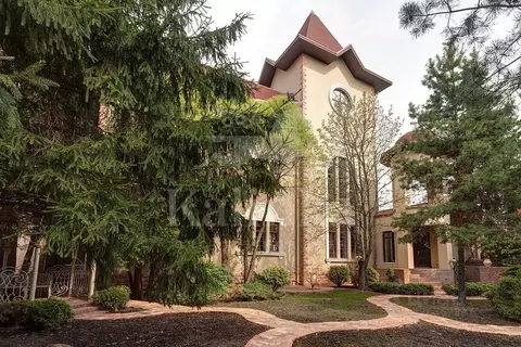 Дом в Московская область, Одинцовский городской округ, пос. Барвиха  ...