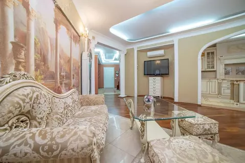 3-к кв. Свердловская область, Екатеринбург ул. Радищева, 12 (146.0 м)