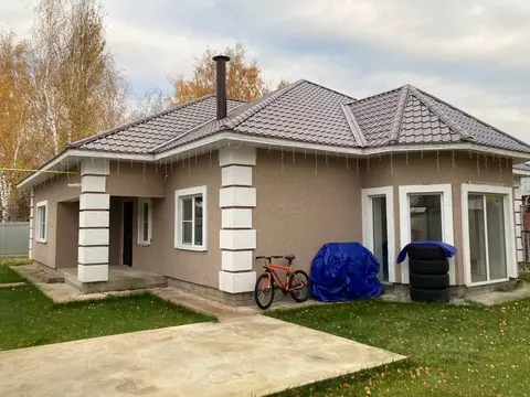 Дом в Самарская область, Ставропольский район, с. Подстепки Набережная ...