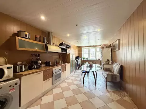 3-к кв. Тюменская область, Тюмень ул. Семакова, 2 (133.0 м)