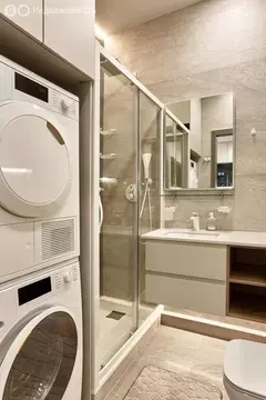 3-комнатная квартира: Ялта, улица Дражинского, 48 (120 м)