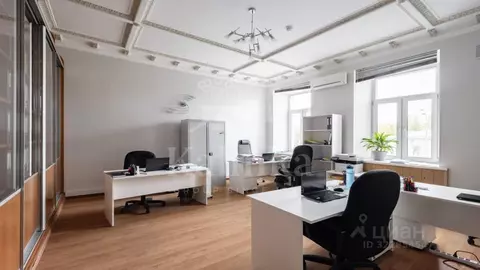 Офис в Москва Садовая-Черногрязская ул., 3БС1 (146 м)