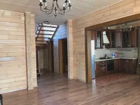 Дом в Московская область, Наро-Фоминский городской округ, д. ...