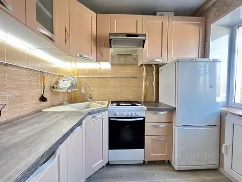 2-к кв. Курская область, Курск Резиновая ул., 11 (45.0 м)