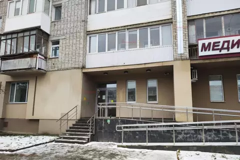 Торговая площадь в Свердловская область, Березовский ул. Гагарина, 9 ...