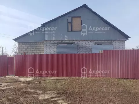 Дом в Волгоградская область, Волгоград Криворожская ул. (53 м)