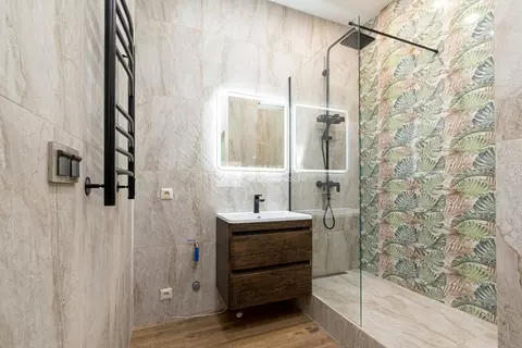 Продается 2-комнатная квартира