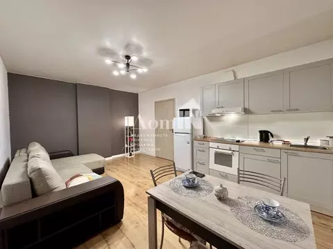 2-к кв. Санкт-Петербург бул. Александра Грина, 3 (87.9 м)