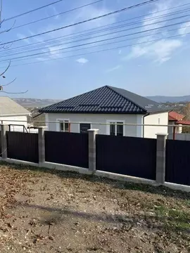 Дом в Крым, Симферопольский район, Добровское с/пос, с. Пионерское ул. ...