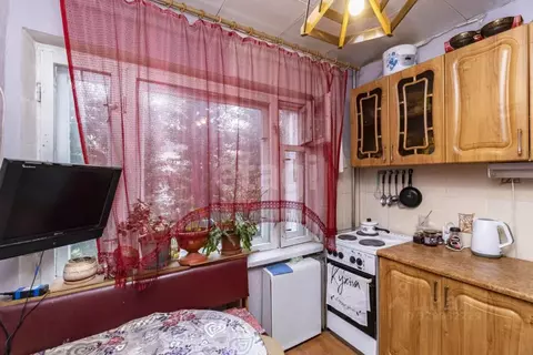 2-к кв. Тюменская область, Тюмень ул. Коммунаров, 39 (46.0 м)