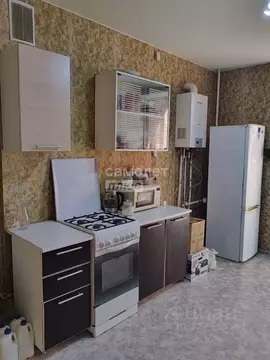 3-к кв. Волгоградская область, Волгоград ул. Имени Старшего Лейтенанта ...