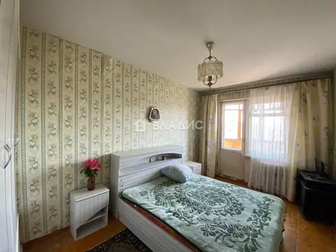 3-к кв. Волгоградская область, Волгоград ул. 8-й Воздушной Армии, 41 ...